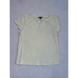 Banana Republic Short Sleeve Off White Dress Shirt NWT Size M, Flowy, Stretch